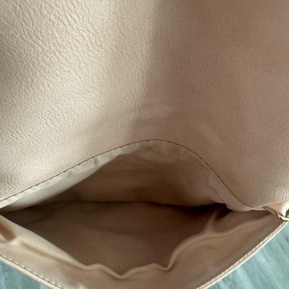 Women’s Pink Floral Laser Cut Faux Leather Messenger Clutch/With Chain Purse - Picture 3 of 5